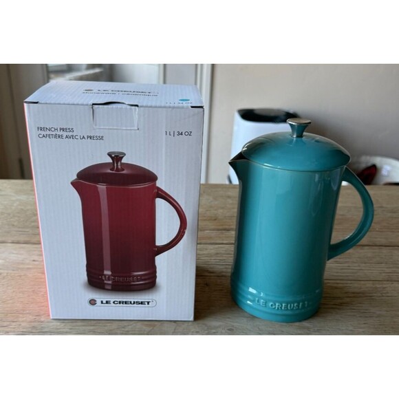 NEW Le Creuset Stoneware Classic 34oz / 1 Liter French Press, Turquoise